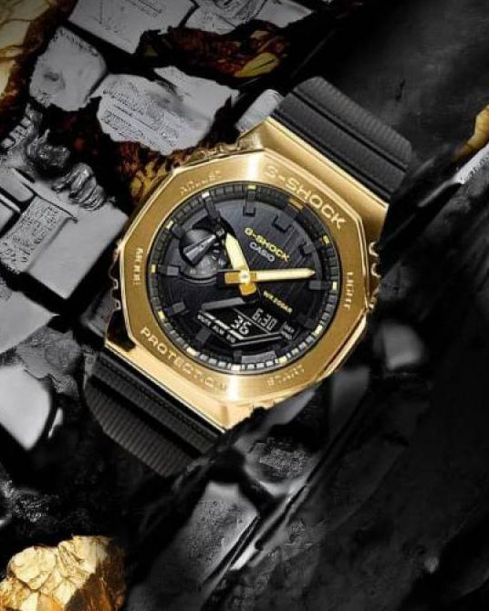 Casio g shock gm2100 black gold
