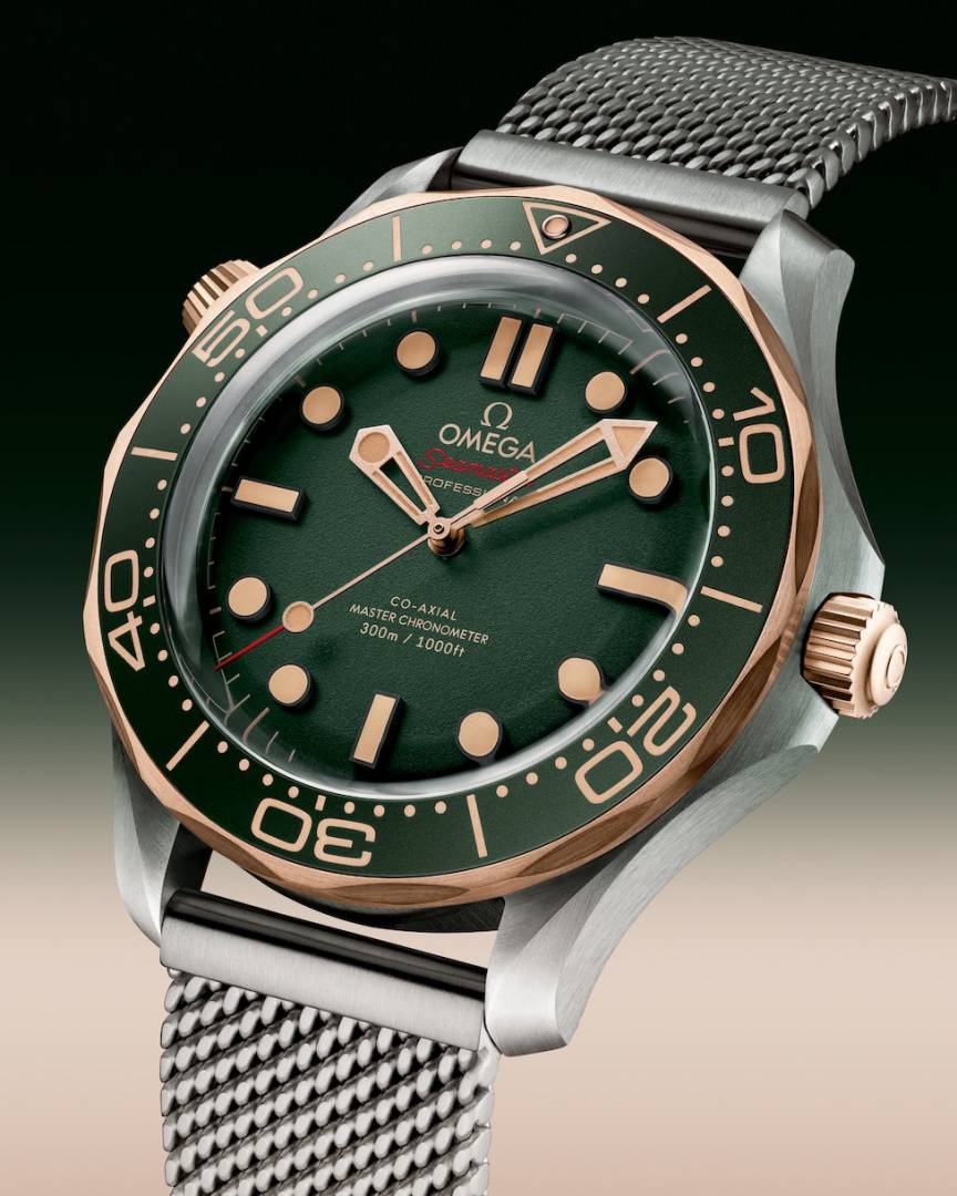 Omegha seamaster diver 300M automatic silver green