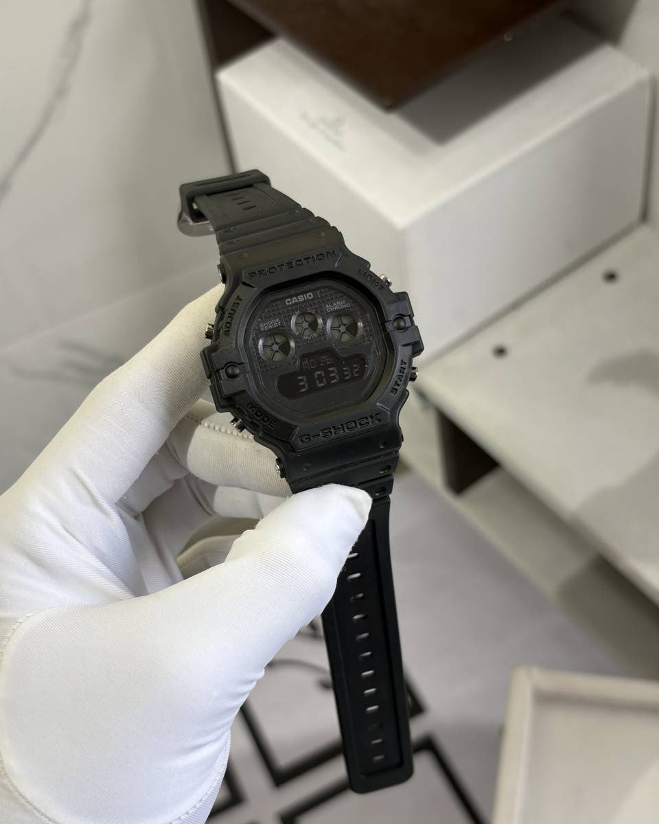 CASI O GSHOCK DW 5900 BLACK 1026