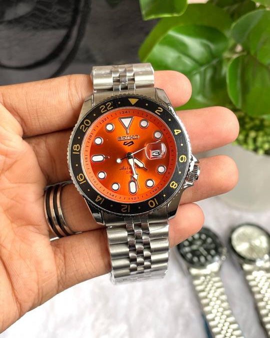 Seiko Sports GMT Open Back Silver Orange AT438