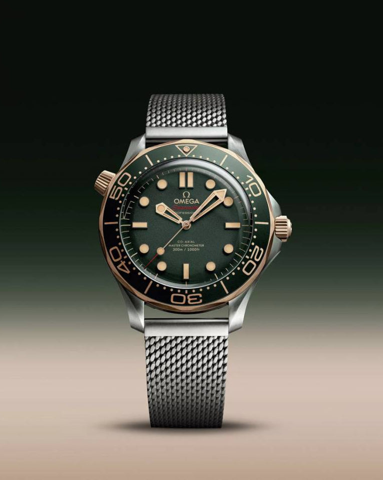 Omegha seamaster diver 300M automatic silver green