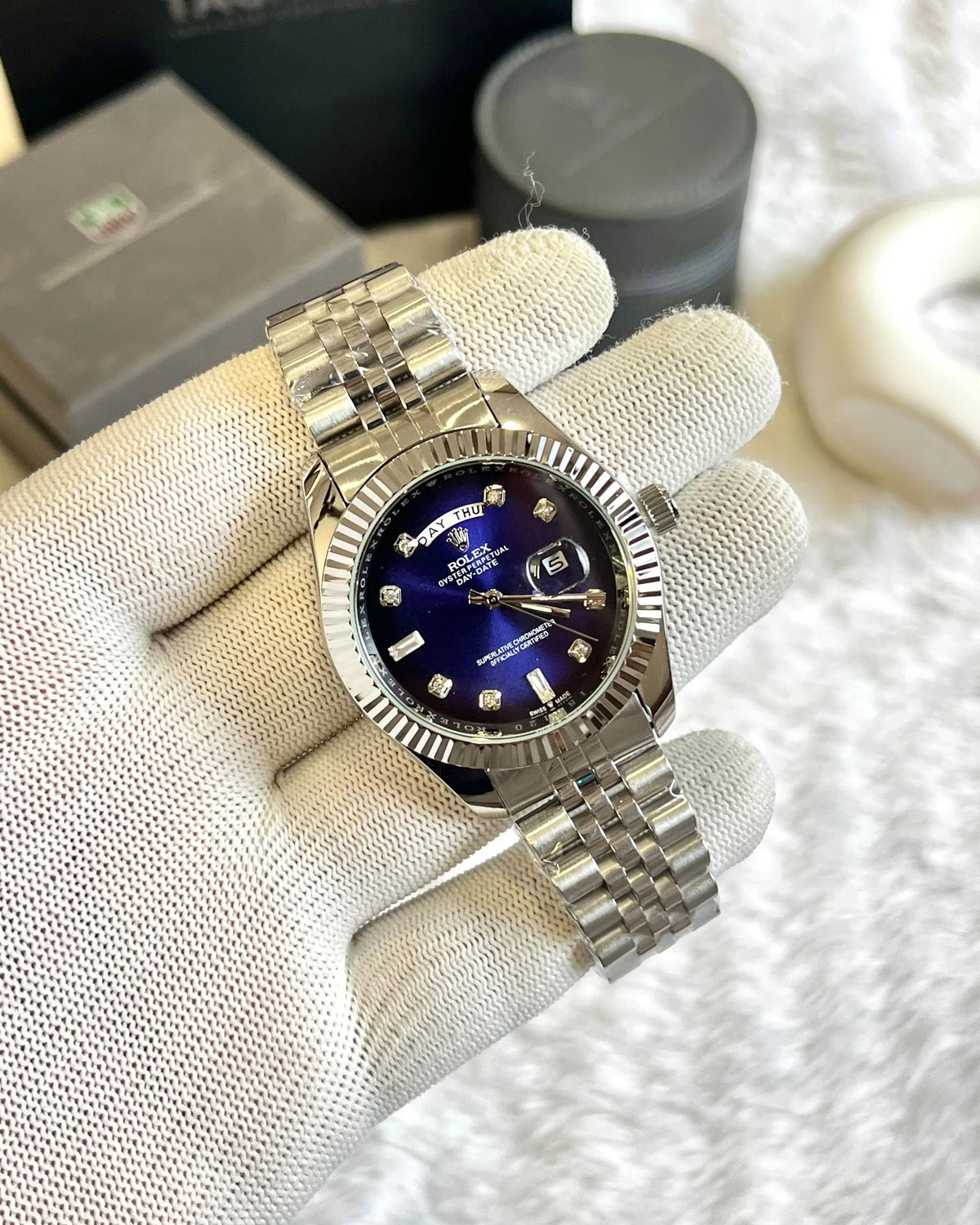 Role_x date Dimond Silver Blue