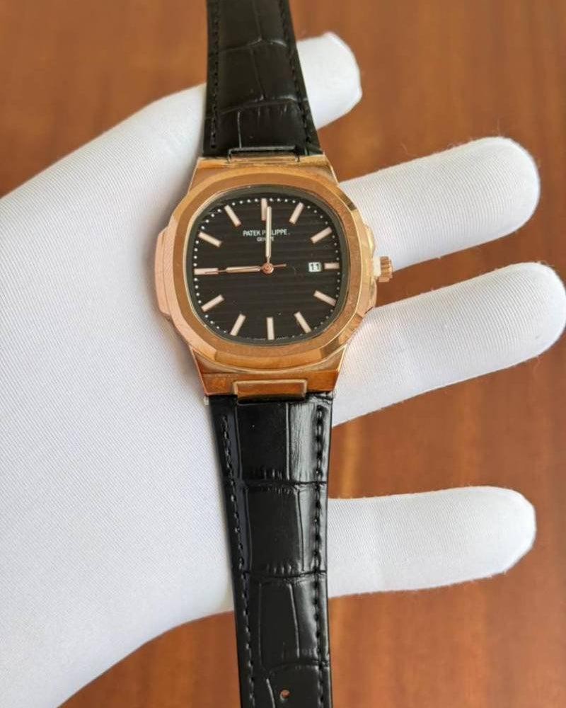 Patek Philipp Nautilus Quartz Leather